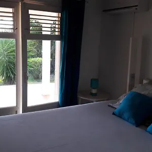 https://villa-des-chteaux.comcaribbean.com
