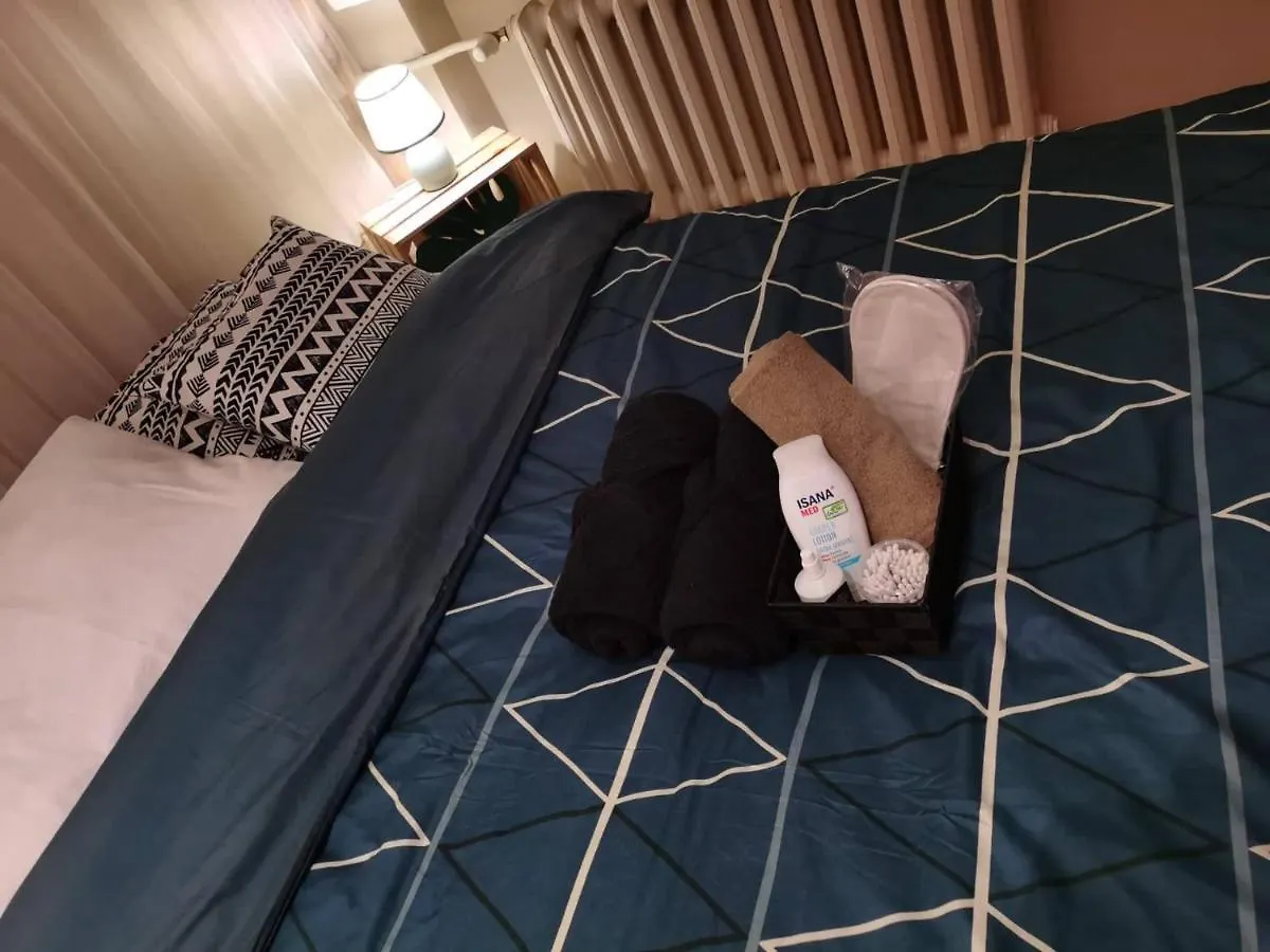 Warsaw Asian Vibe Apartment