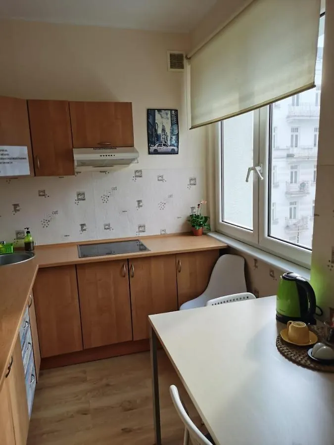 Warsaw Asian Vibe Apartment
