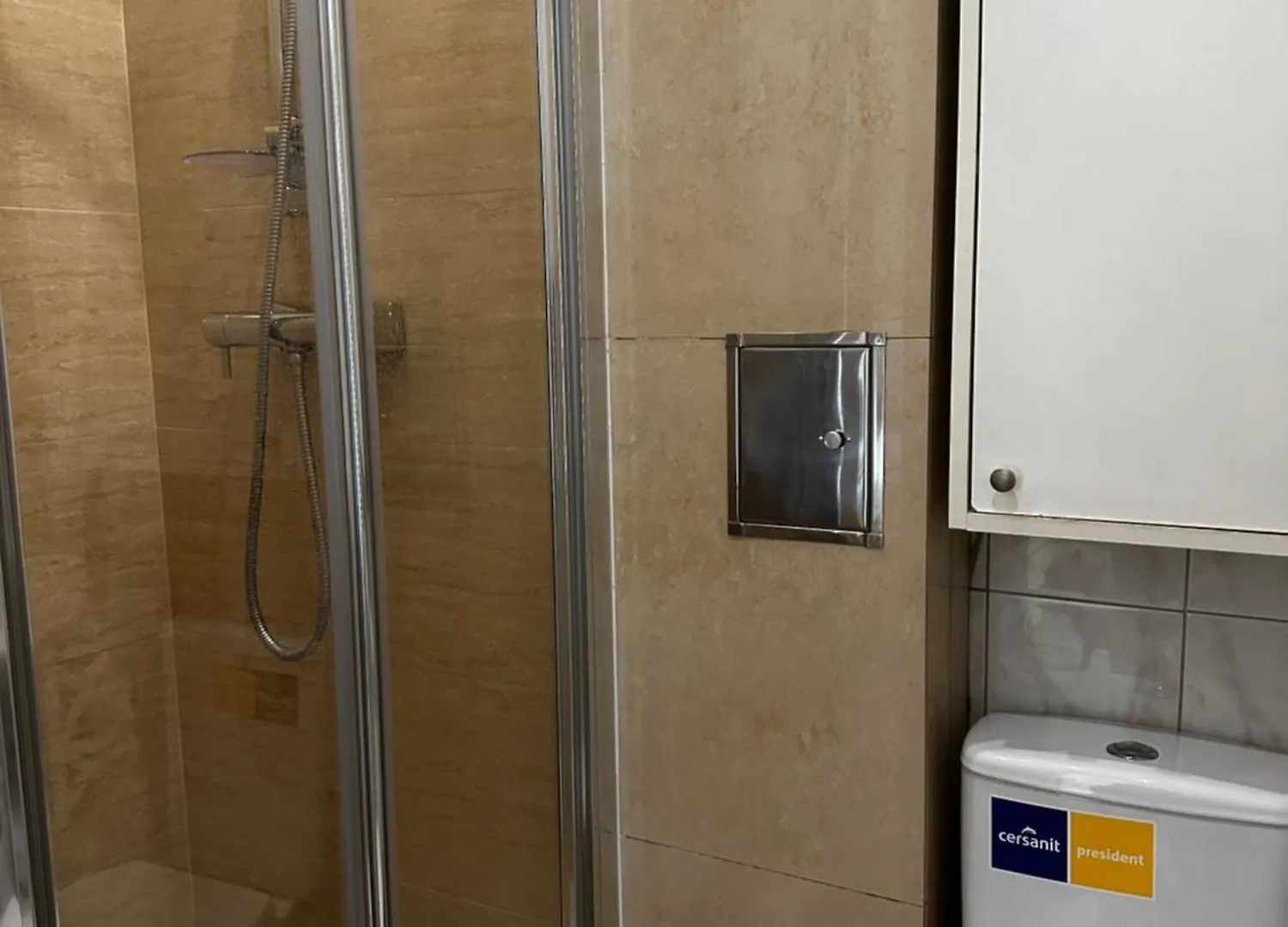 Warsaw Asian Vibe Apartment